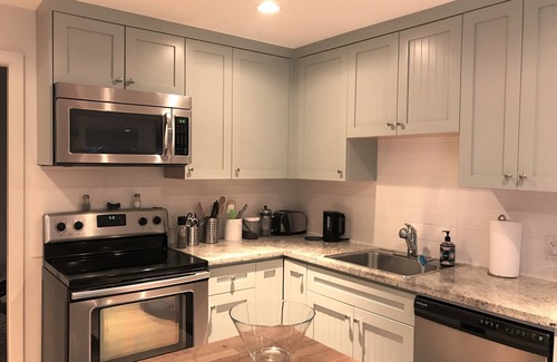 Deep Cove House | Coastal Modern Garden Suite w/Ocean Forest Access
