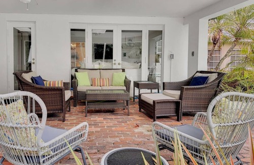 Barrier Island House | Coastal Paradise with pool– Walk to the Beach!