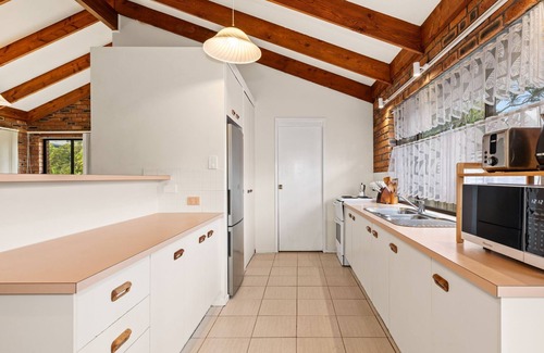 Pottsville House | Coastal Paws Pet friendly, family beach house in Pottsville