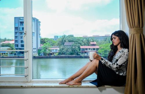 Panaji Hotel | Coastal Pearl Hotel Miramar Lakeview