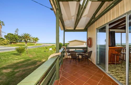 Guilderton House | Coastal Pine
