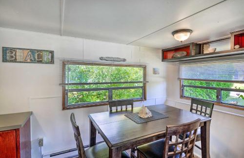 Grayland House | Coastal PNW Gem with Hot Tub - Walk to Beach!