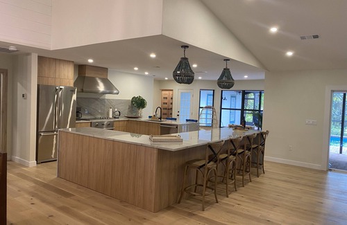 Fruitville House | Coastal Tropical Oasis With Salt Water Pool