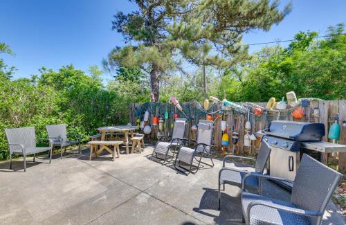 North Truro House | Coastal Truro Cottage - Close to Beaches and Ptown!