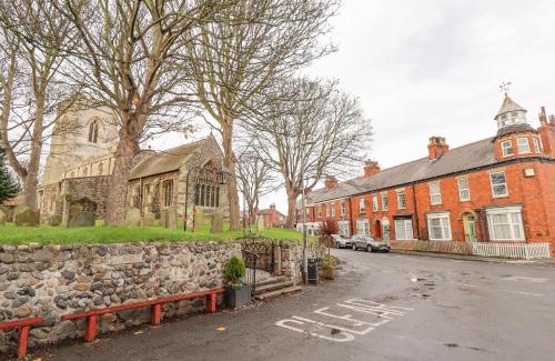 Easington House | Coastguard Cottages