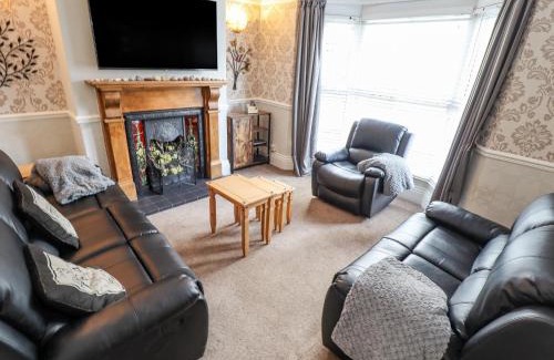 Easington House | Coastguard Cottages