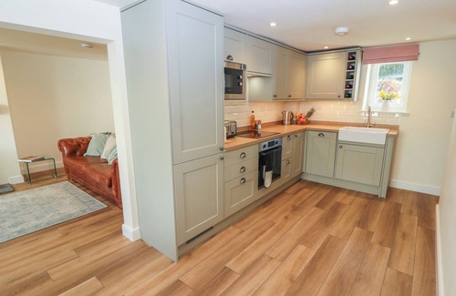 Keswick Cottage | COBBLE COTTAGE, family friendly, character holiday cottage in Keswick