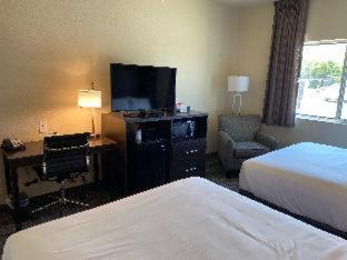 Forest City Hotel | Cobblestone Inn & Suites - Forest City
