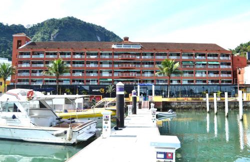 Marinas Apartment | Cobertura frente mar , um andar , na Marina Piratas com estacionamento gratuito