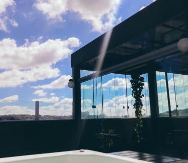 Cinquentenario Apartment | Cobertura Hidro BH Espaço gourmet e hidromassagem