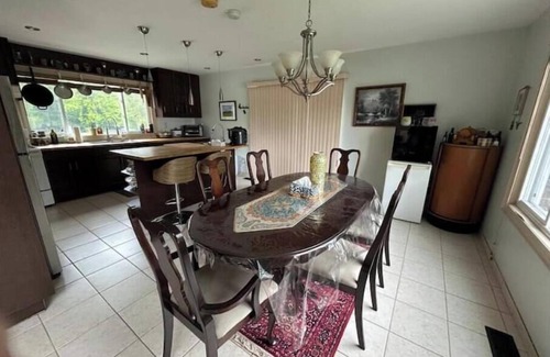 Norland House | Coboconk Cottage First floor