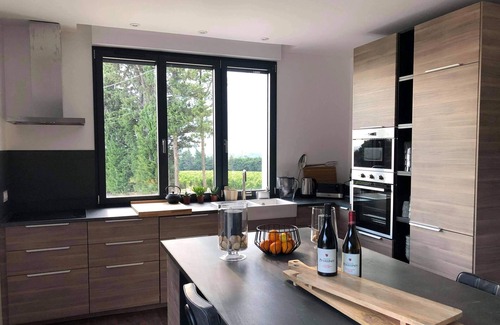 Vedene House | Cocon de Calme au Coeur des Vignes et des Cigales