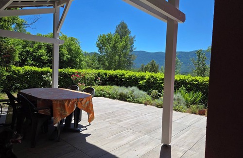 Quillan House | Cocoon de Vacances à L'espinet. Animaux de Compagnie Acceptés