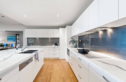 Yallingup Siding House | Cohala Luxe Hillside Retreat with Theatre and Garden