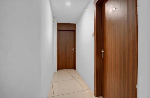 Indore Hotel | Collection O Jineshwari Hotel