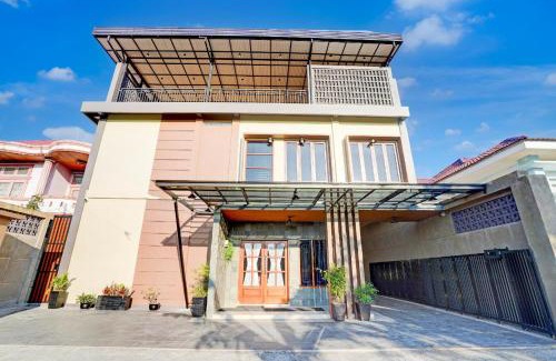 Padang Hotel | Collection O Padang City Center Near Transmart Padang Formerly De Orchids