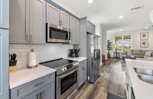 Pickwood House | College & Mimosa House in Downtown Auburn, less than 1 mile to Toomer's