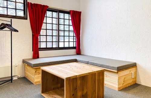 Madarao Mountain Resort House | Colline Red Private apartment JapaneseWester/Myoko Niigata