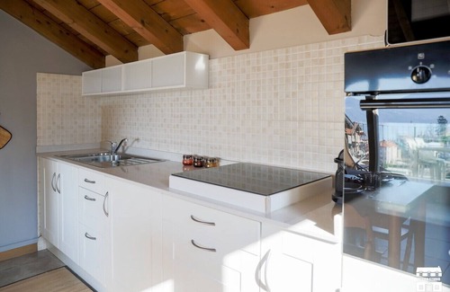 Bonzeno Apartment | COLOMBERA by Design Studio