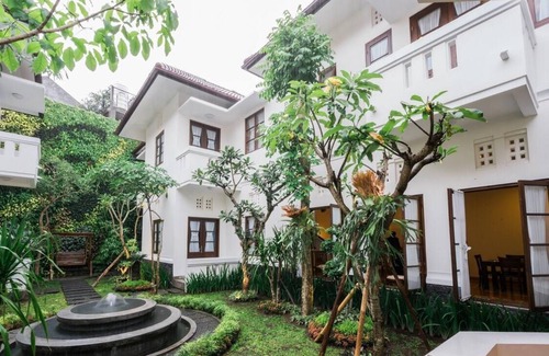 Kotabaru House | Colonian Design blended Well with Javanese Trait at Clemmie Huis Yogyakarta