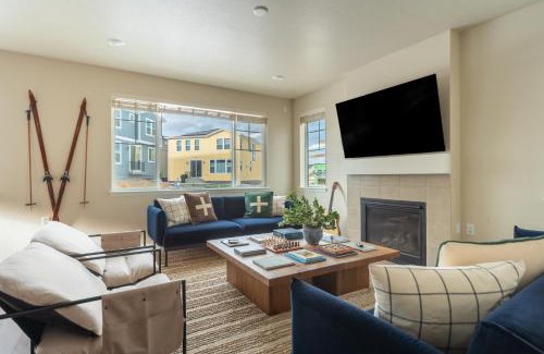 Superior House | Colorado Haven: 5bd - Pool & Foosball - 10min UCB