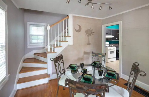 Spartanburg House | Colorful Downtown Historic 2BR Shingle Home