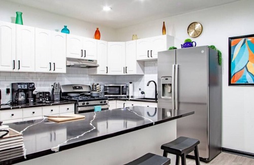 Mount Vernon Apartment | Colorful Haven Near Walters Art Museum