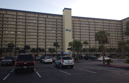 Biltmore Beach Condo | COME AND BOOK MY CONDO HAVE A GREAT TIME! Beach chairs in season