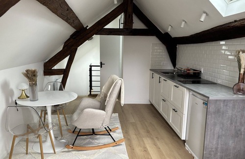 Centre-Ville Apartment | Come and discover our charming apartment on the heights of old Pontoise.