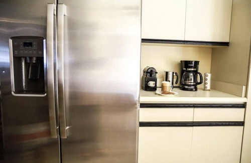 Palm Desert Condo | COME AND ENJOY OUR PERFECTLY LOCATED 2 BDRM VILLA