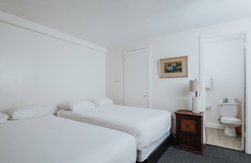 Honolulu Hotel | Come Create Memories w/Fun-filled Adventures at this Paradise! Onsite Pool!