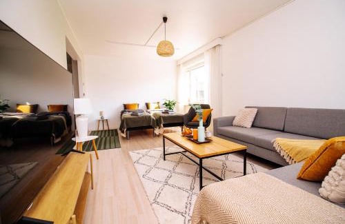 Tampere House | Come in! "Pirkanportti" In the heart of Tampere next to the railway station for 9 people!