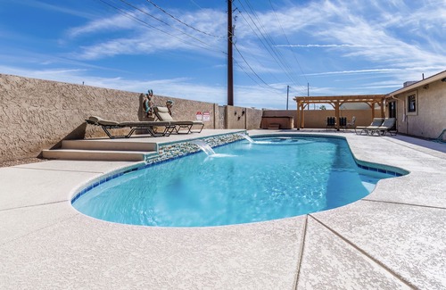 Lake Havasu City House | Come stay at the Pirate’s Den in Lake Havasu!