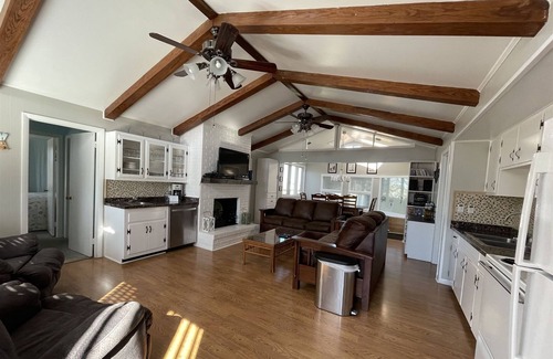 Hatteras Cottage | Come stay at Wild N Wonderful and Enjoy the Indoor Pool!