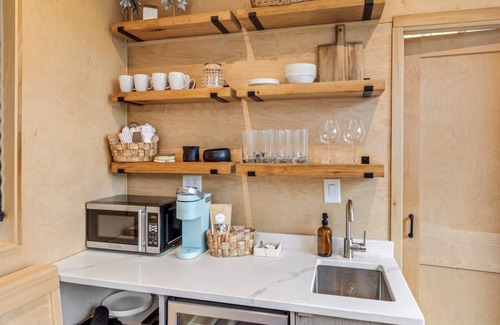 La Crosse Cabin | Come unwind with us at Kindred Tiny House.