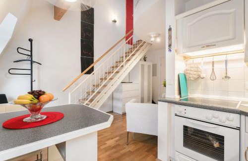 Outer Neustadt Apartment | Comeback Apartment Central