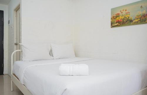 Ciputat Apartment | Comfort and Cozy Stay Studio Room at Baileys Apartment By Travelio