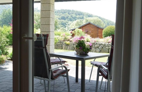 Oberstadtfeld House | * Comfort apartment Small Kylltal in Oberstadtfeld/Eifel, 30 sqm south terrace