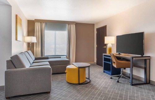 Frisco Hotel | Comfort Inn & Suites Frisco East - McKinney