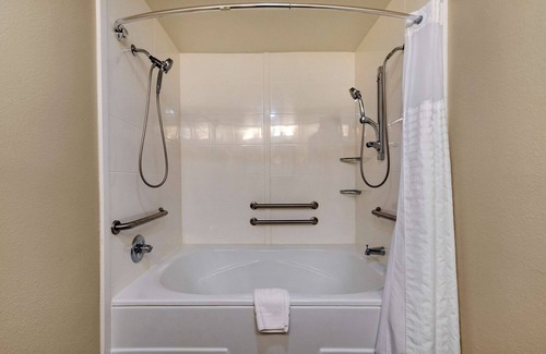 Boerne Hotel | Comfort Inn & Suites Texas Hill Country