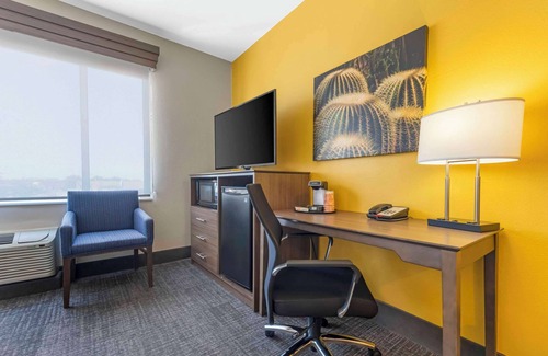 Portales Hotel | Comfort Inn