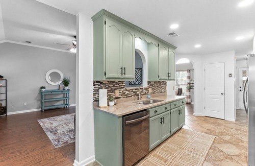 Houston County House | Comfort Meets Convenience 3BR Near Robins AFB w/Patio & Yard