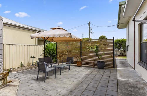 Mount Gambier House | Comfort on Crouch- Enjoy this beautiful house right in CBD.