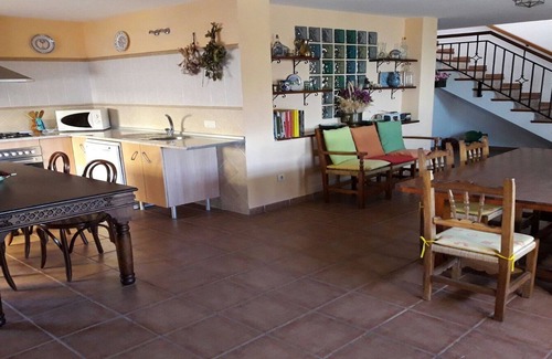 Cullar Vega Cottage | Comfort, rustic, landscapes, fireplace, barbecue, swimming pool, 10 minutes from the city