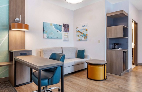 Village of Cottage Grove Hotel | Comfort Suites Cottage Grove – Madison