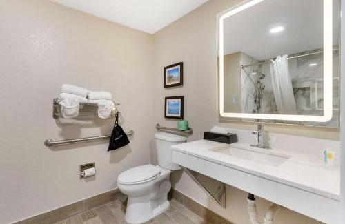 Jacksonville Hotel | Comfort Suites West Jacksonville