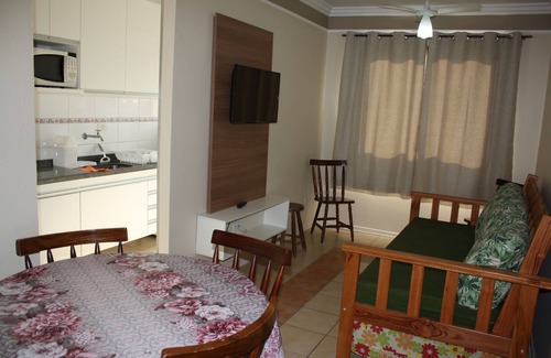 Praia Grande Apartment | Comfortable 1 Bedroom Apartment Near The Beach With Elevator.