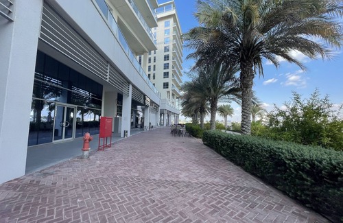 Ras Al Khaimah Apartment | Comfortable 2-bedroom vacation Apartment at Beachfront Marjan Island UAE Living