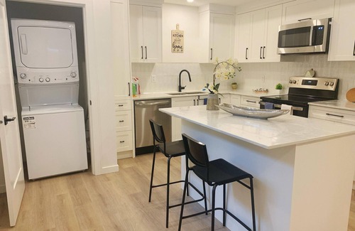 Willoughby House | Comfortable 2BR-Quiet Neighborhood-5mins to Langley Events-Extended Stays Ready