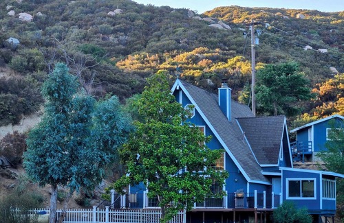 Banning Ski Chalet | Comfortable and enjoyable place to relax. Pet-Friendly!